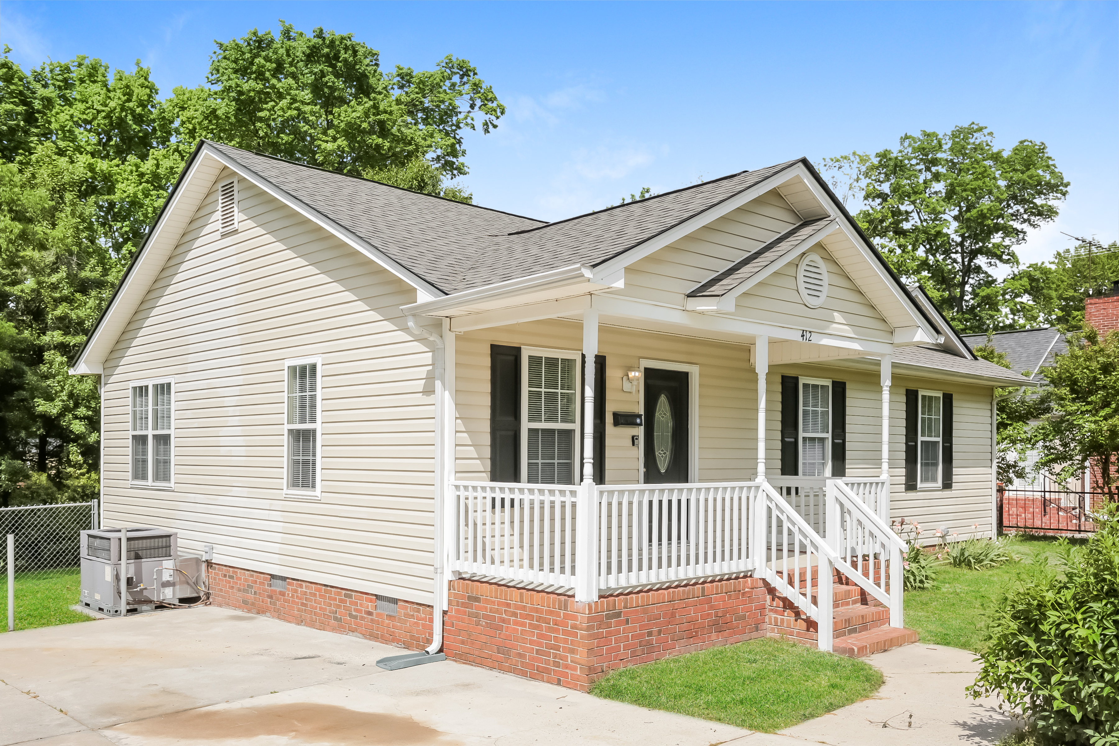 412 KIRKLAND ST GREENSBORO, NC 27406